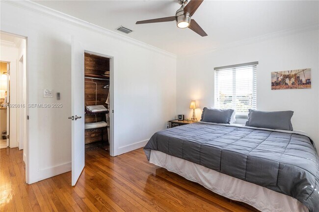 Building Photo - 753 NE 81st St