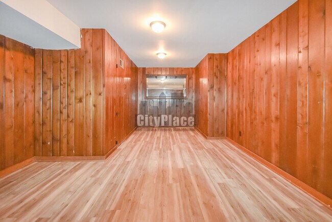 Building Photo - 5222 Nob Ln