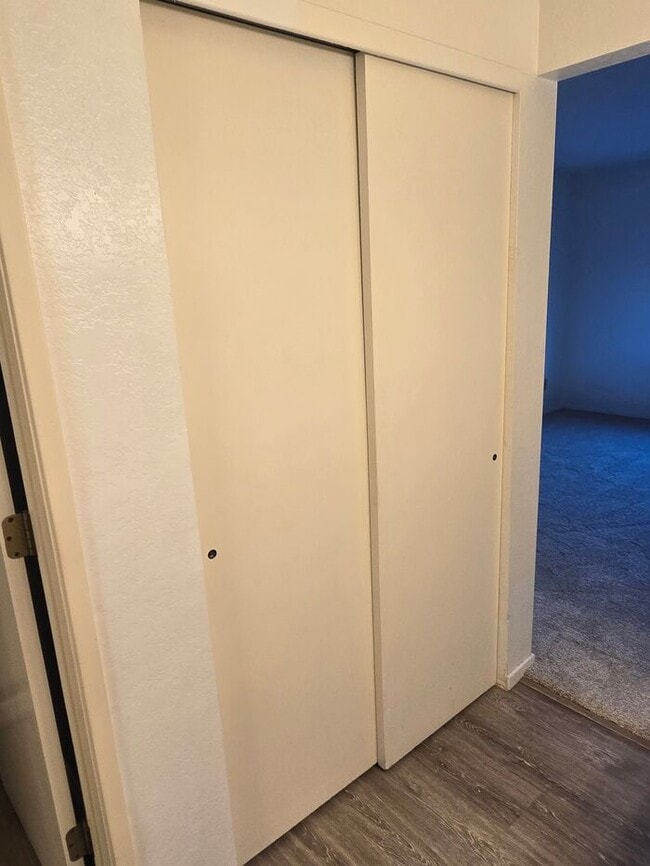 Building Photo - 7909 E Colette Cir