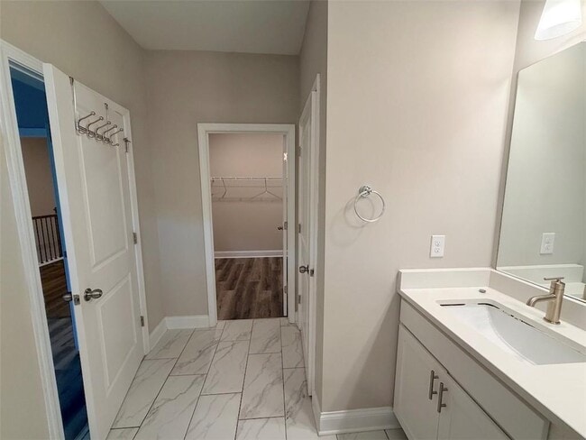 Building Photo - 4995 Shay Town Ln