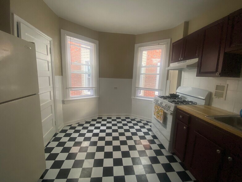 Building Photo - 1202 S Wilton St
