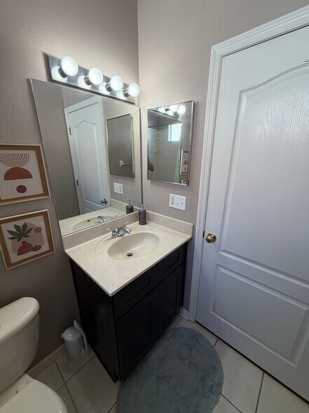 Building Photo - 4815 Pennecott Way