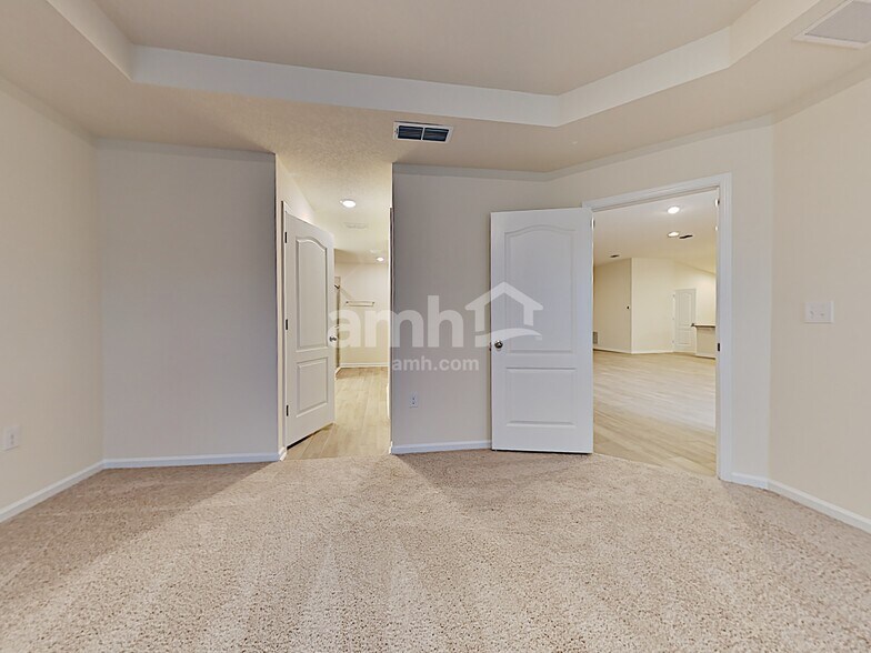 Building Photo - 44 Hickory Ridge Rd