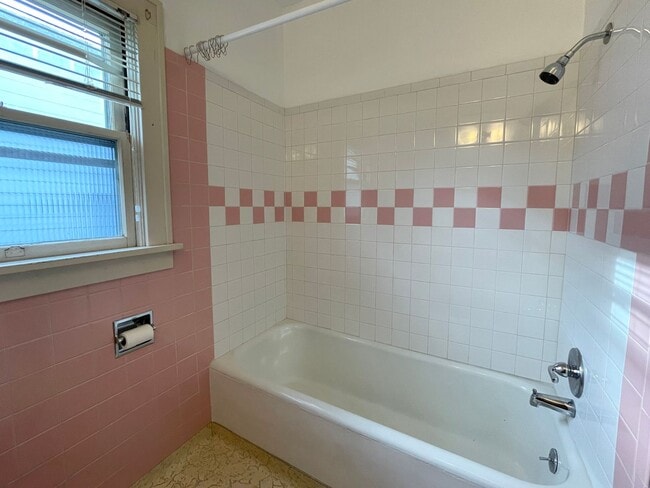 Building Photo - Gorgeous 1920s Bungalow in St John with Fenced Yard, Washer/Dryer Included