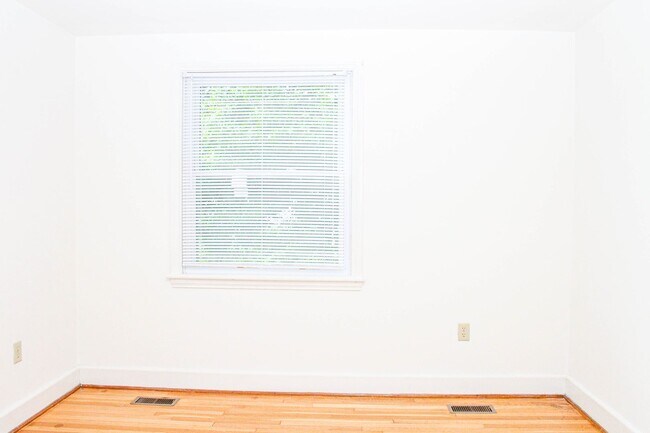 Building Photo - 2515 Plateau Rd