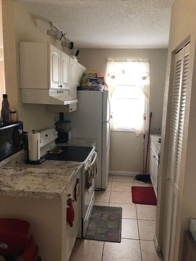 Interior Photo - 11620 NW 26th Ct