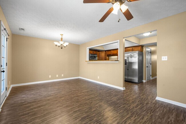 Building Photo - 309 Rowand Ct