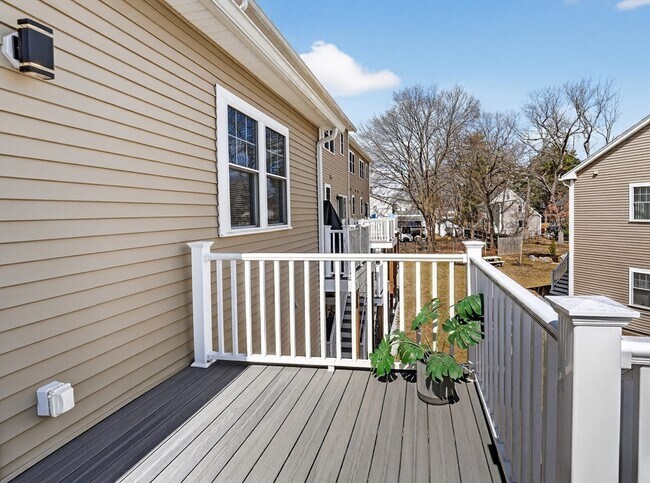Building Photo - 7 Gorham St