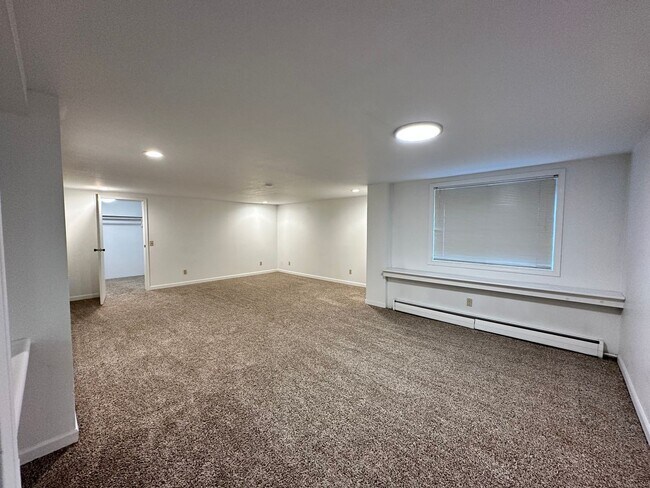 Building Photo - Vernon Rd-1911-Apartment