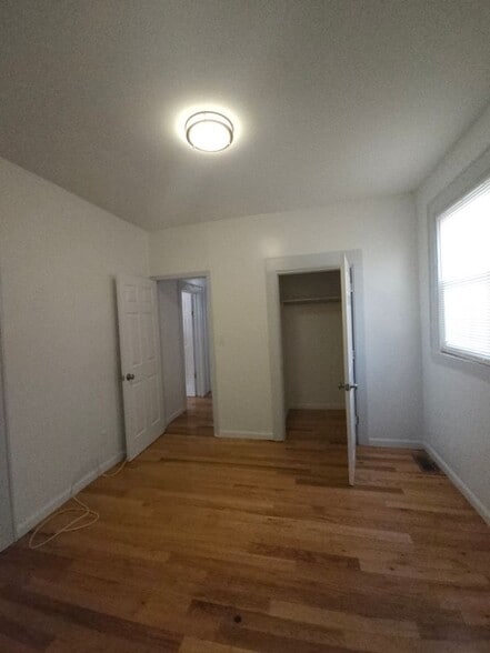 Building Photo - 166 Goodwin Ave