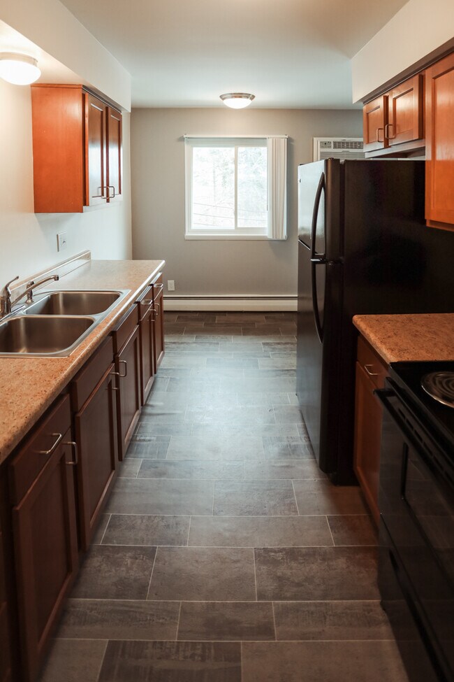 Building Photo - 2805 Harwick Dr