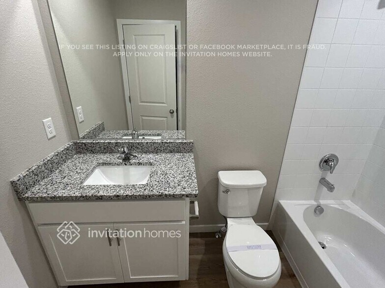 Building Photo - 2154 Alyssa St