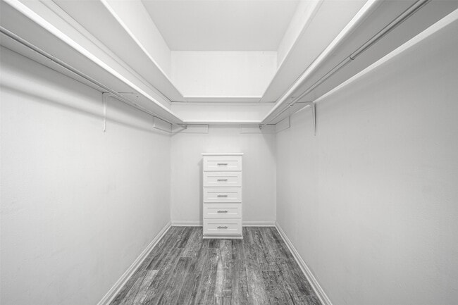 Building Photo - 4109 Meyerwood Dr