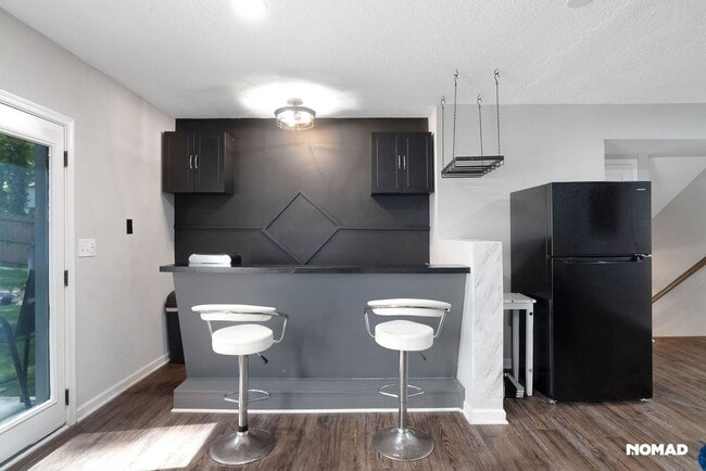 Building Photo - Charming 2BR Duplex in Stone Mountain
