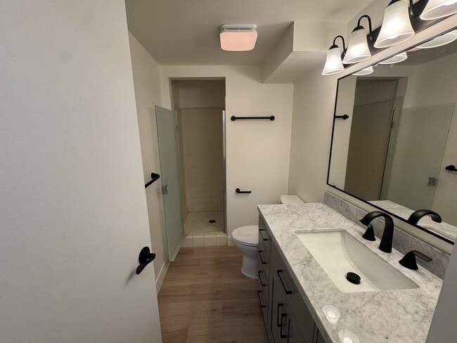 Building Photo - 267 S 300 E