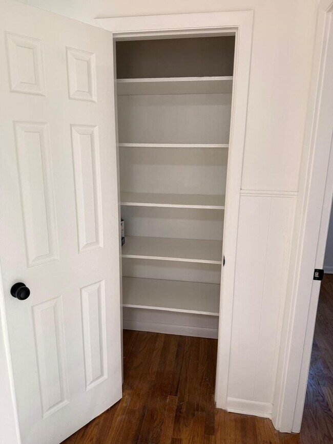 Building Photo - For Rent – Newly Remodeled 5 Bedroom Home!