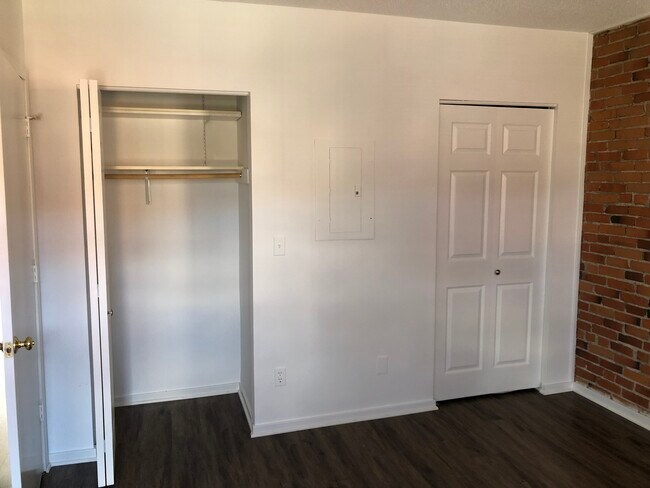 Bedroom - 18 Townley St