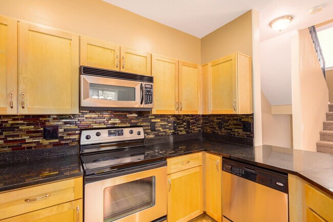 Building Photo - 5708 S 21st Terrace