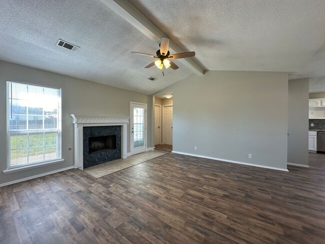 Building Photo - 1707 Plumbark Dr