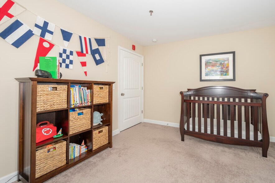 Guest Bedroom - 4757 Tatton Park Cir