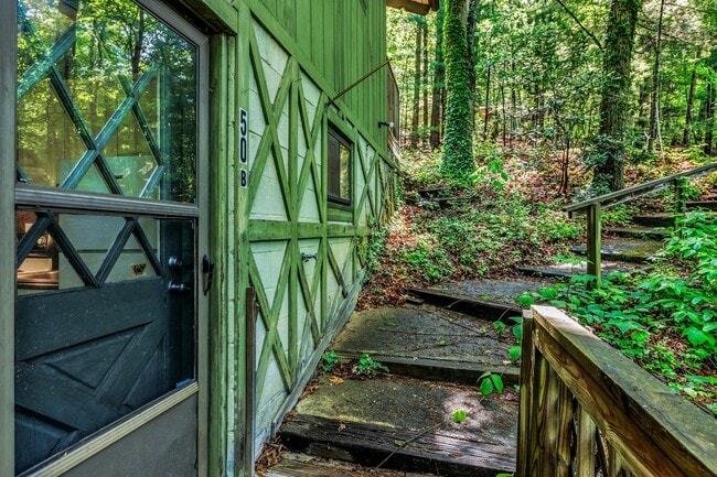 Building Photo - 50 Woodhaven Rd