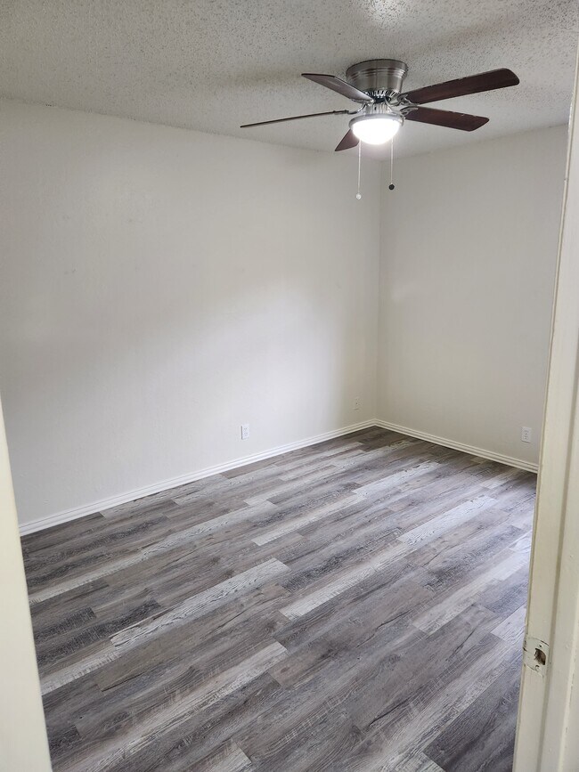 Building Photo - 3804 Rocky Hollow Trl