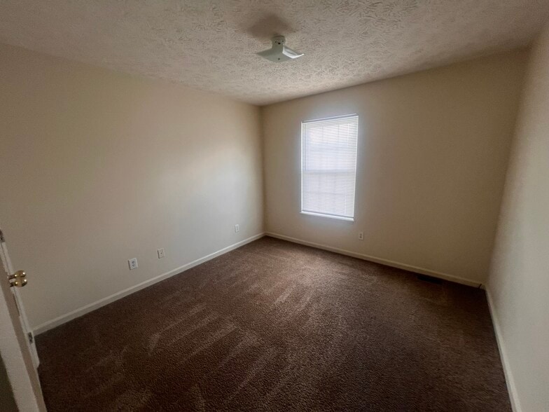 Building Photo - 2801 Styx Ct
