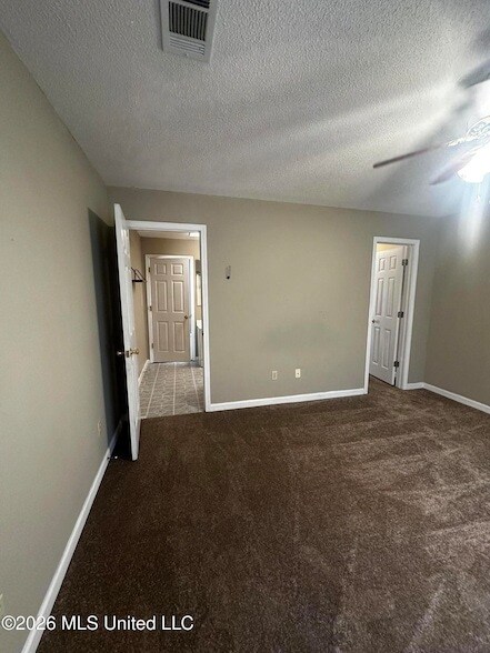 Building Photo - 22226 Red Bluff Rd