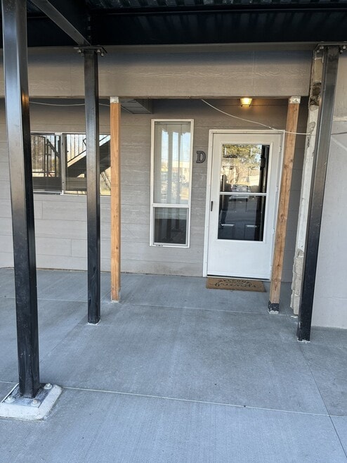 Building Photo - 109 N Kimball Ave