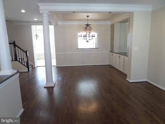 Building Photo - 2254 Journet Dr
