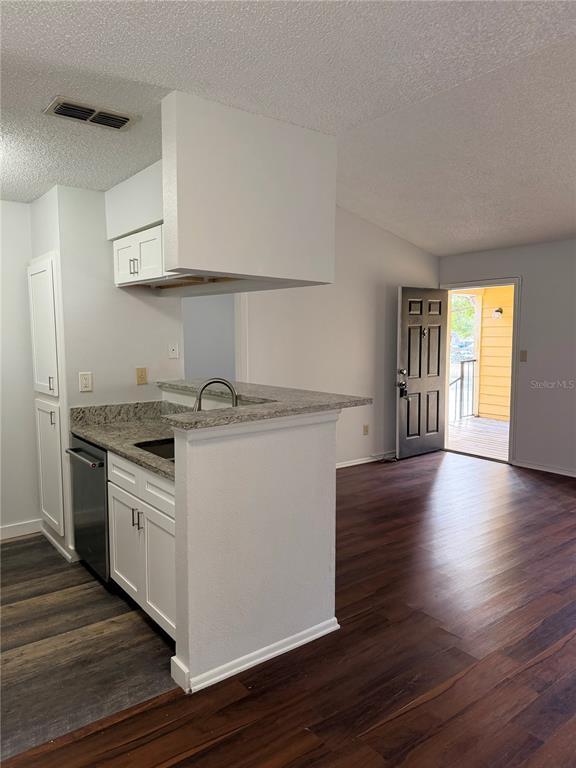 Building Photo - 8653 Fancy Finch Dr