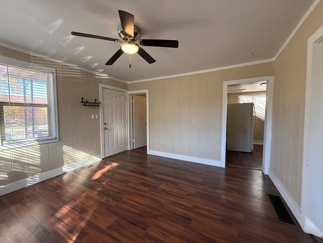 Building Photo - Move In Ready Home on Weber