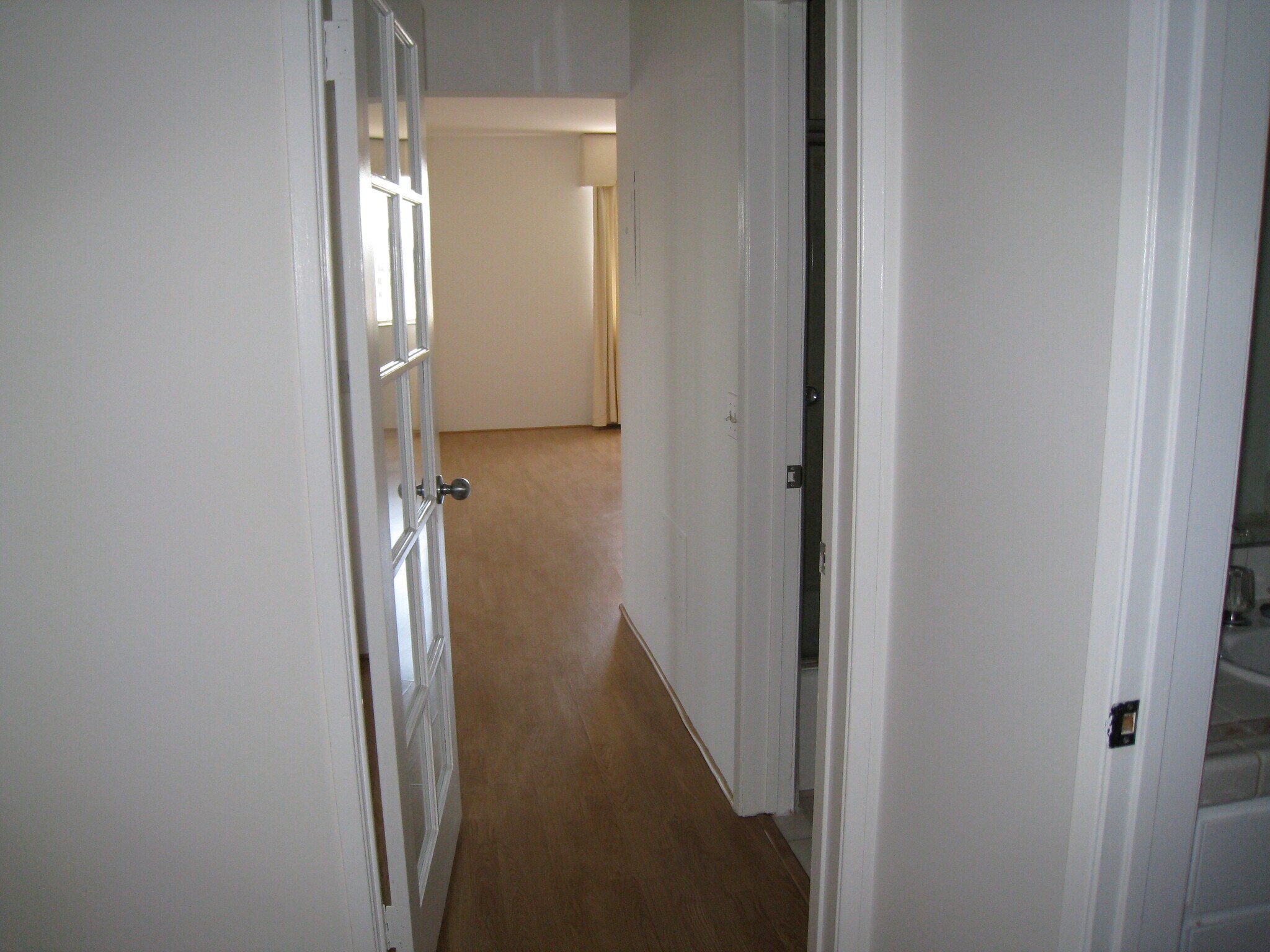 master bedroom - 10747 Wilshire Blvd