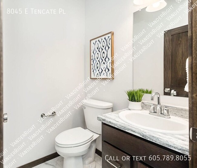 Building Photo - 8045 E Tencate Pl