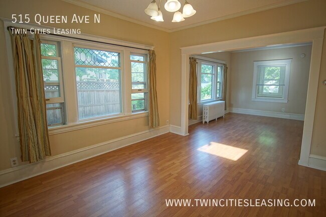 Building Photo - 515 N Queen Ave