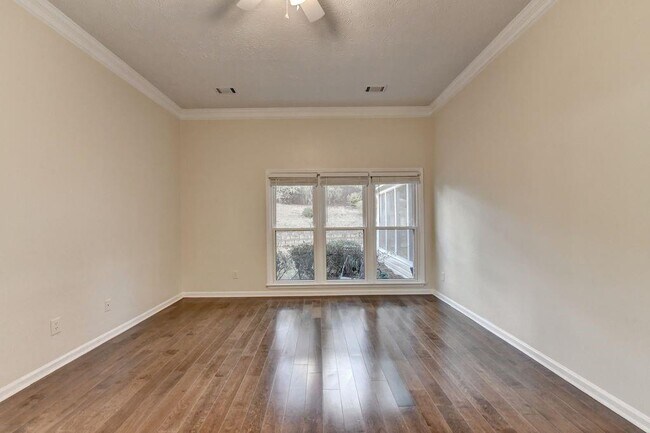 Building Photo - 200 Pine Bridge Trail