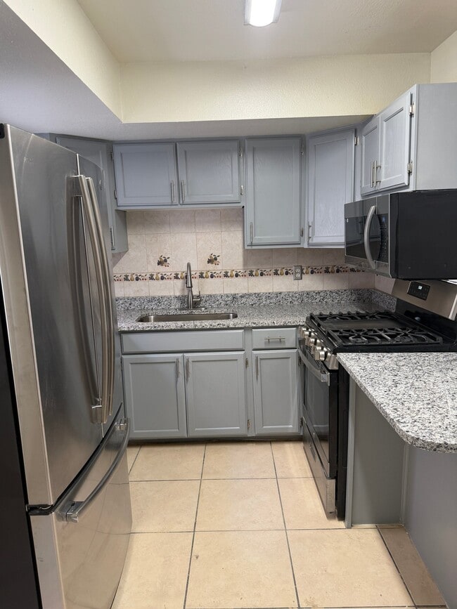 Building Photo - 3593 Waterspring Way