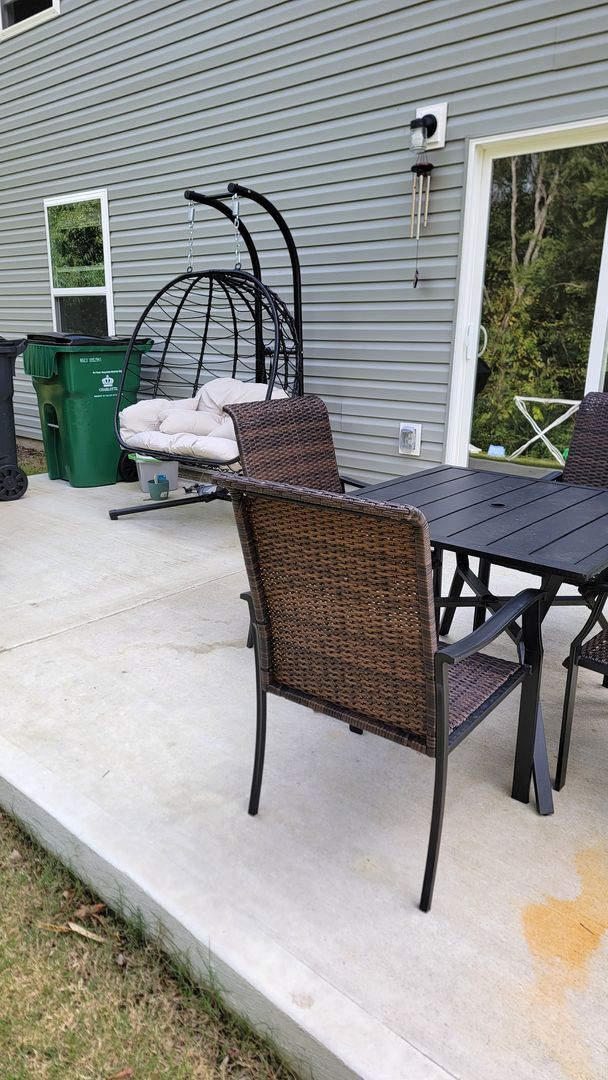 Building Photo - Located in Creedmore Hills a 4BR/2.5BA home with 2 car garage