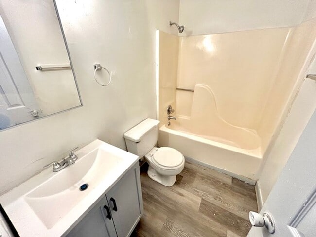 Building Photo - 4926 Cotton Row NW