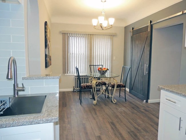 Building Photo - Smartland Lee-Yorkshire Apartments