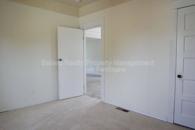 Building Photo - 6711 4th Ave NW