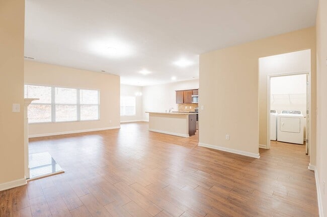 Building Photo - 6130 Mahogany Ter