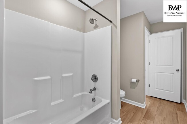 Building Photo - 525 Harbour Pointe Dr