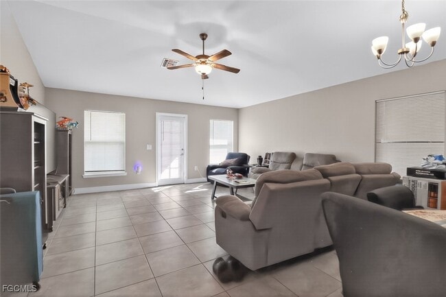 Building Photo - 4301 NW 36th Pl