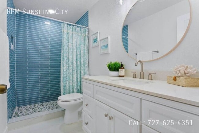 Building Photo - 11208 Duncan St