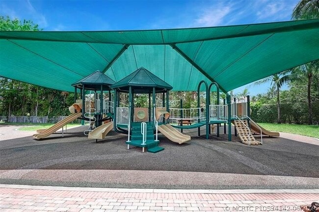 Building Photo - 11064 Canary Island Ct