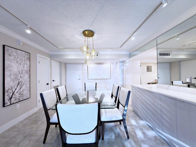 Building Photo - 3546 S Ocean Blvd