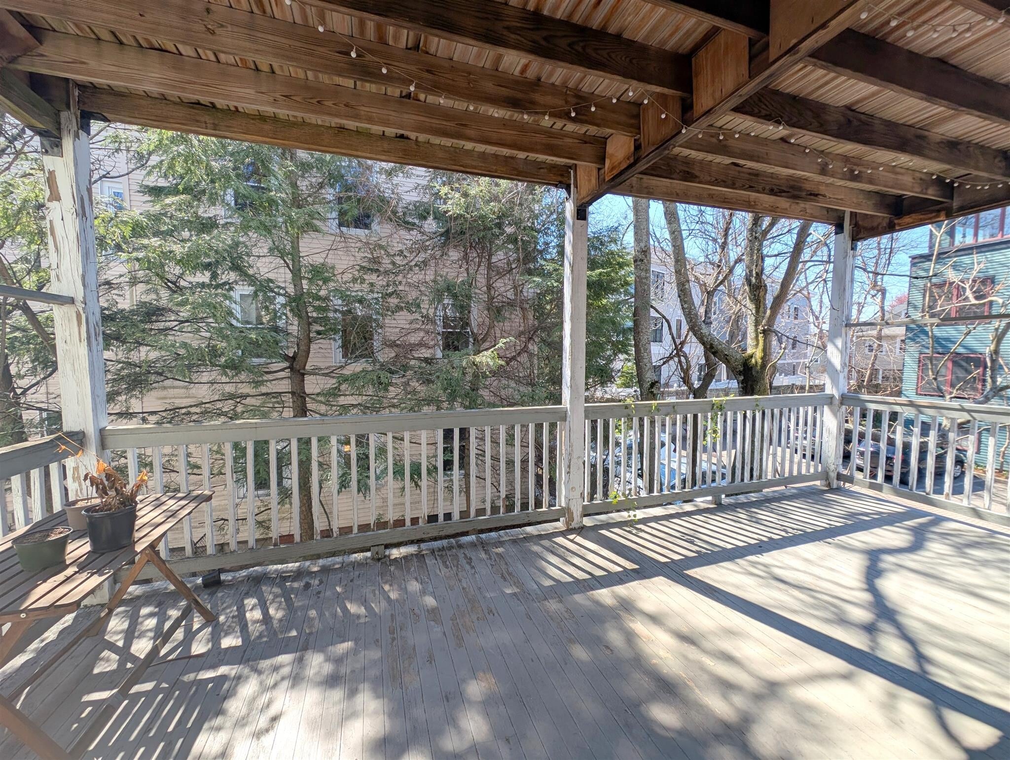 Building Photo - 393 Washington St