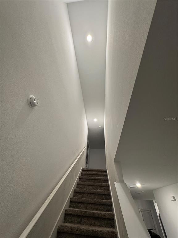 Building Photo - 843 Timberland Dr