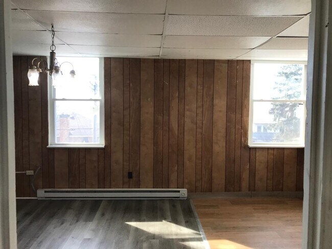 Building Photo - 2319 South Braddock Ave